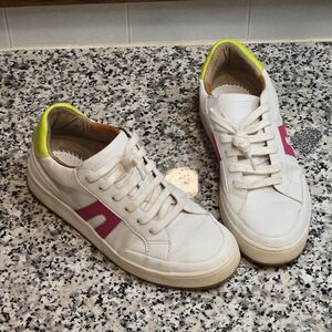 Lucky Brand Hinta Leather Sneakers | Irregular Mix-Size Set